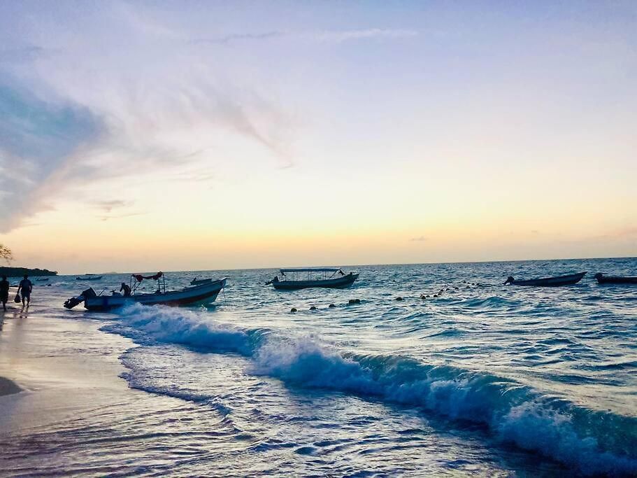 603 Bocagrande A 1 Cuadra De La Playa